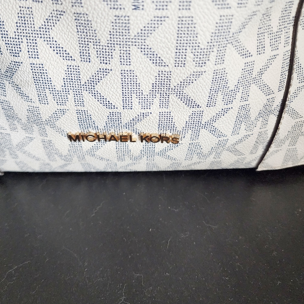 Michael Kors‎ Anita Navy and White Signature Shoulder Bag - Picture 5 of 14